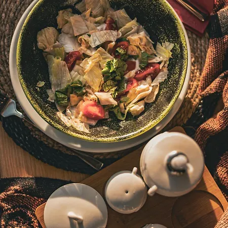 Lagania In Cave Hotel *