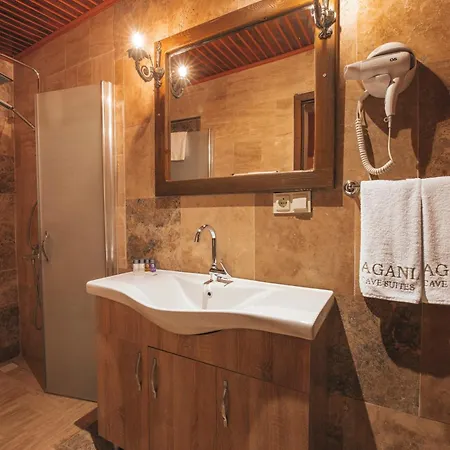 Hotel Lagania In Cave *