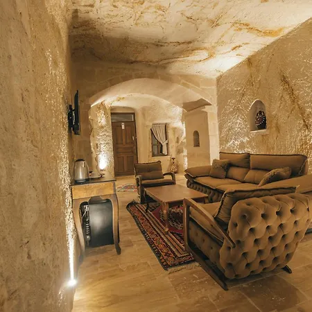 Lagania In Cave Hotel *