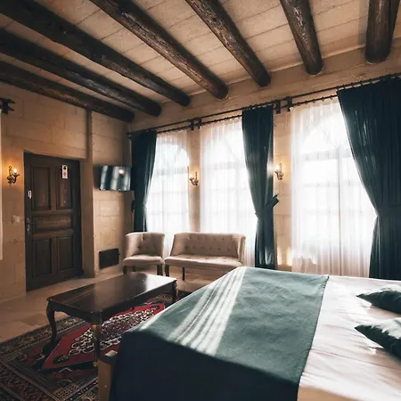 Lagania In Cave Hotel *