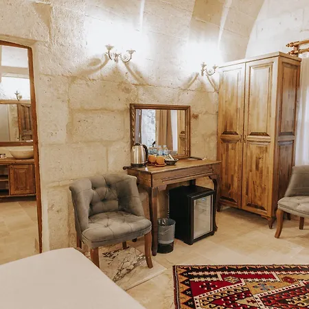 Lagania In Cave Hotel *