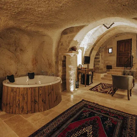 Lagania In Cave Hotel