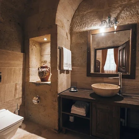 Lagania In Cave Hotel *