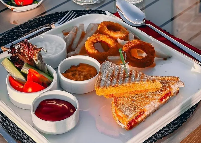 Lagania In Cave 5* 于尔居普