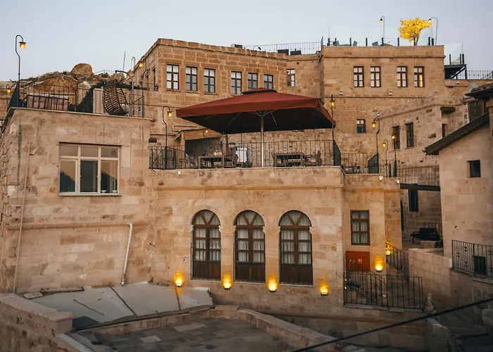 Lagania In Cave Hotel