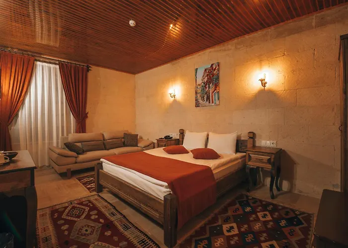 Lagania In Cave 于尔居普