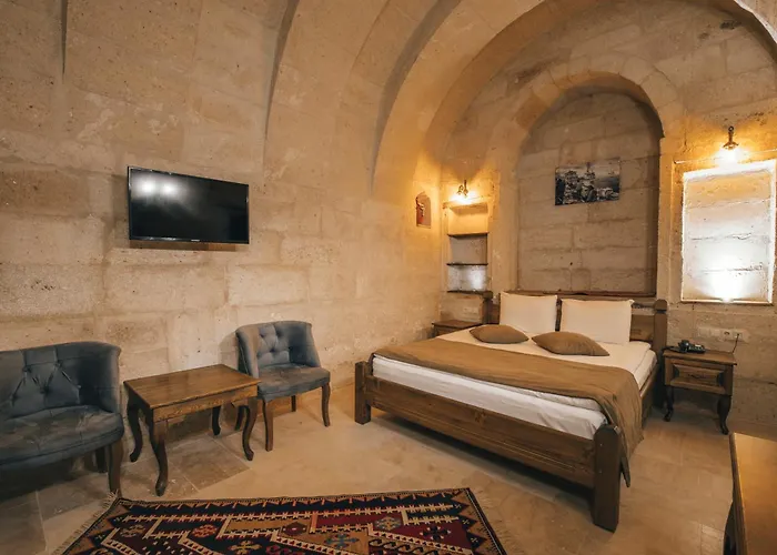 Lagania In Cave Hotel