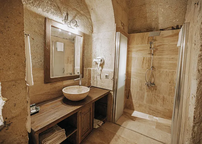 Lagania In Cave Hotel