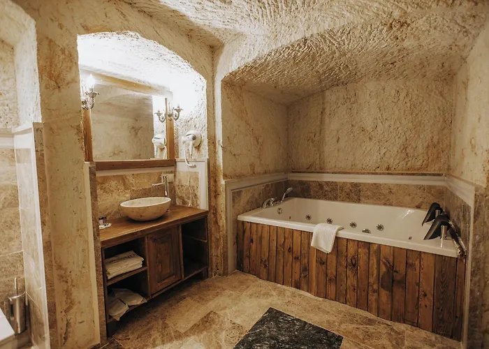 Hotel Lagania In Cave *